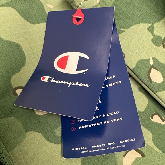 Champion Packable Anorak Camouflage Jacket Size Large - Picture 13 of 13